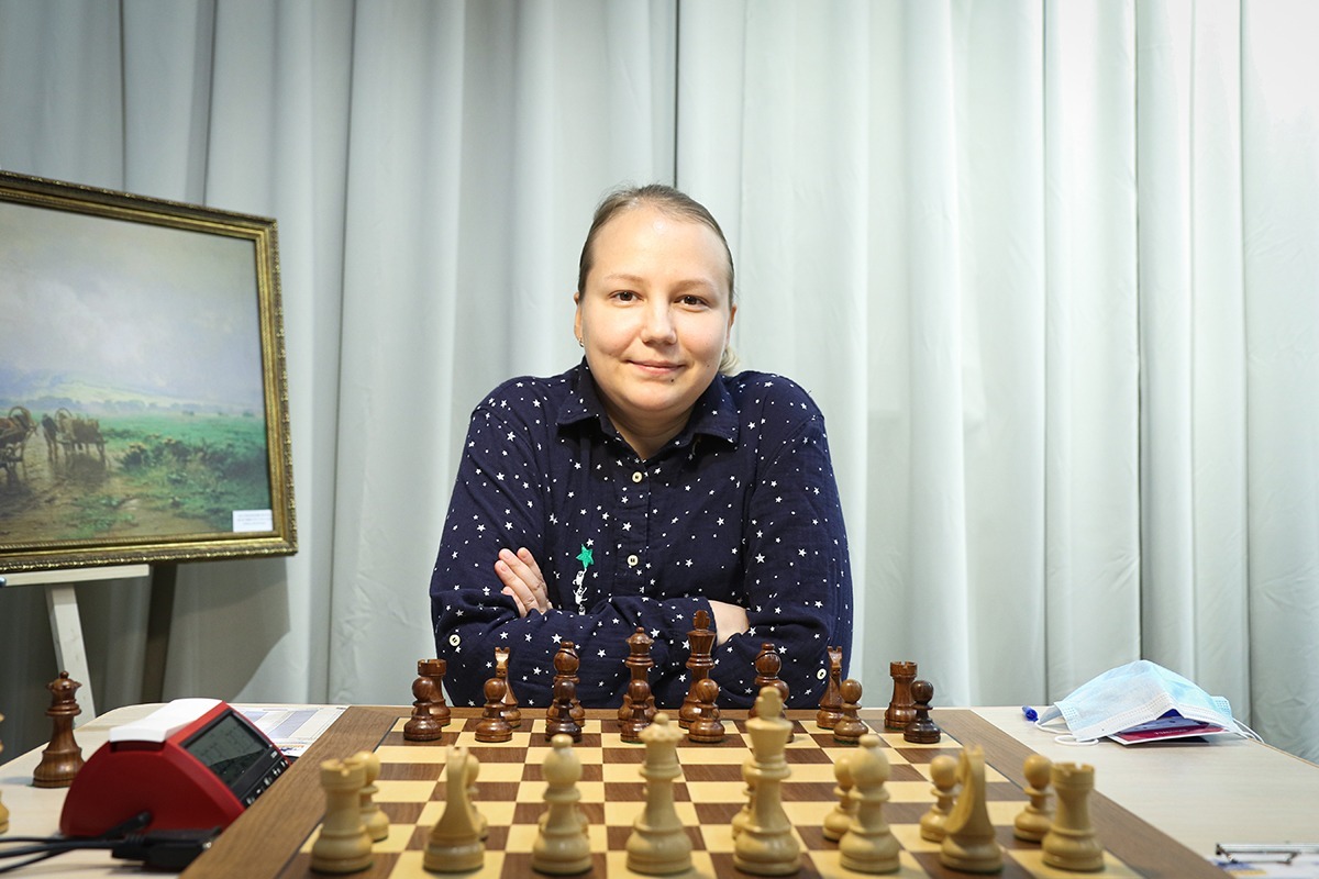 В. Федосеев догнал лидера на Суперфинале, В. Гунина вырвалась вперед в женском турнире
