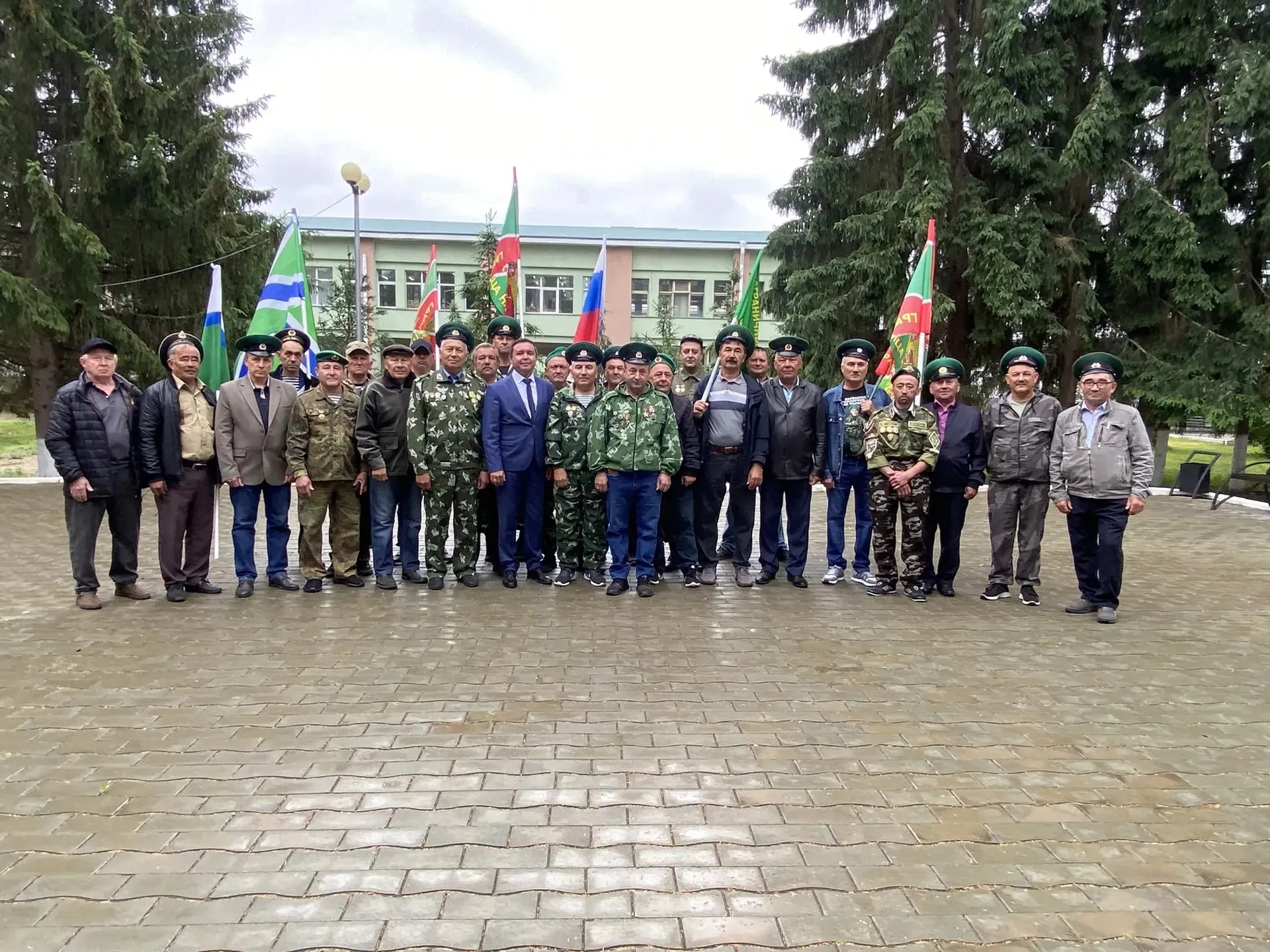 Нерушимая стойкость и воинская честь