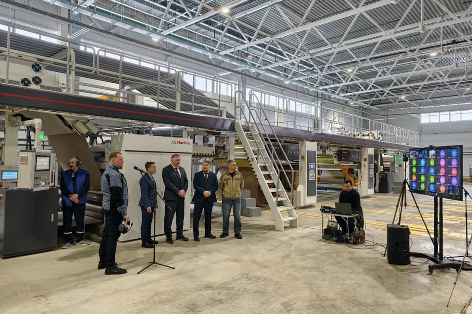 В Башкирии запустили завод по производству гофротары