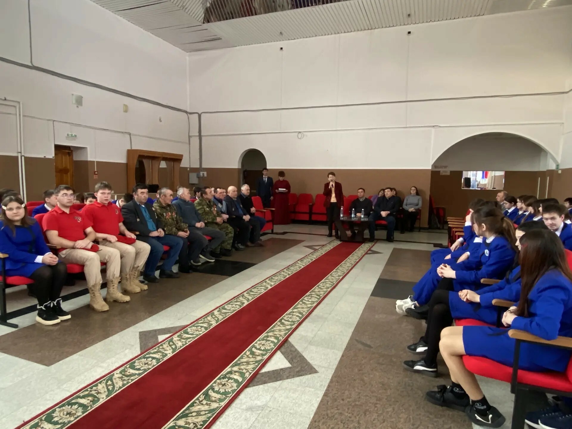 Честь, мужество, Родина