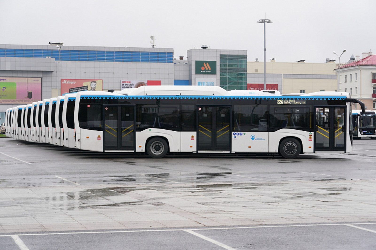 50 новых автобусов «НЕФАЗ» большого класса вышли на дороги Уфы