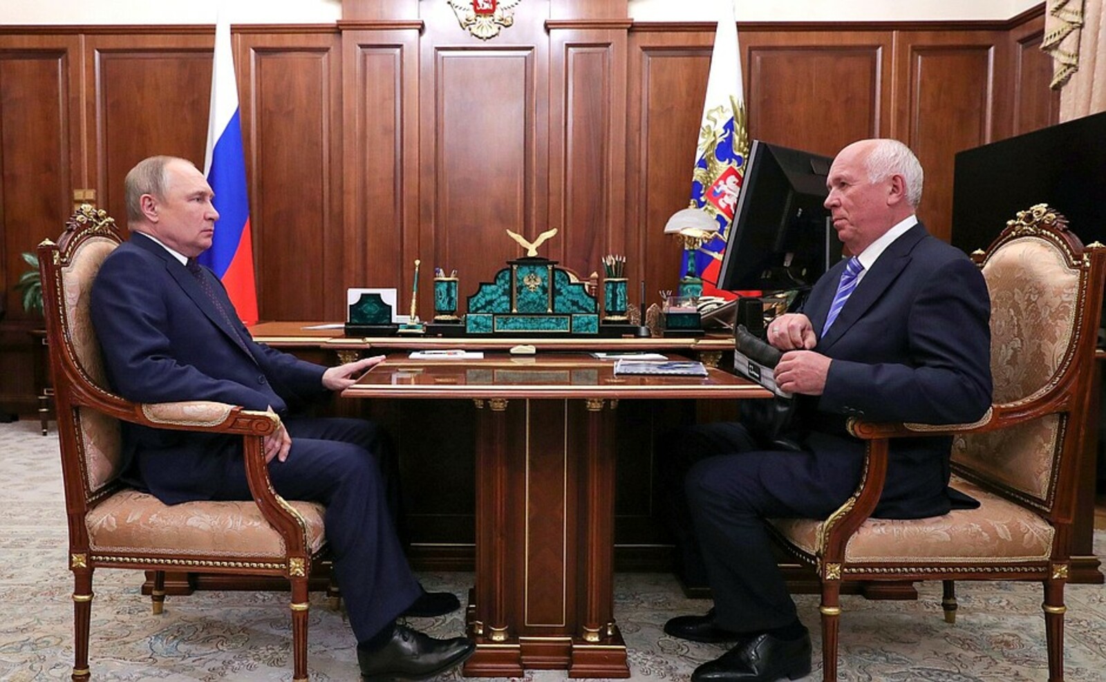 В. Путин встретился с главой госкорпорации «Ростех» Сергеем Чемезовым