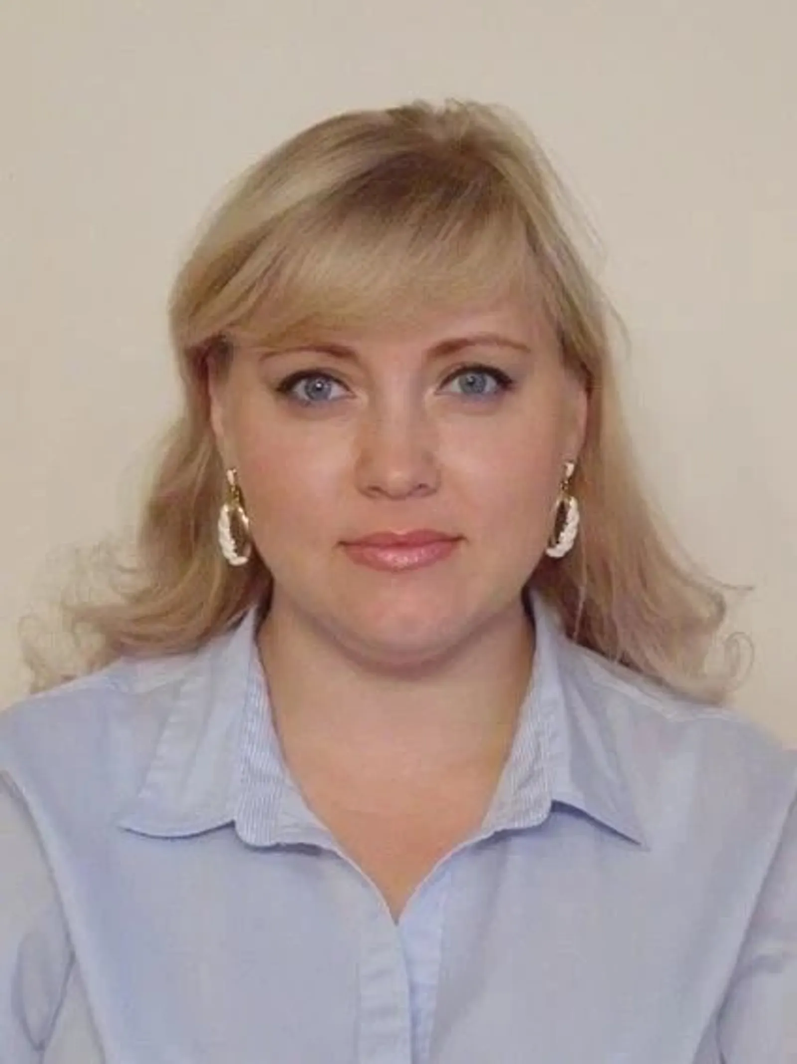 Работать с людьми сложно, но интересно