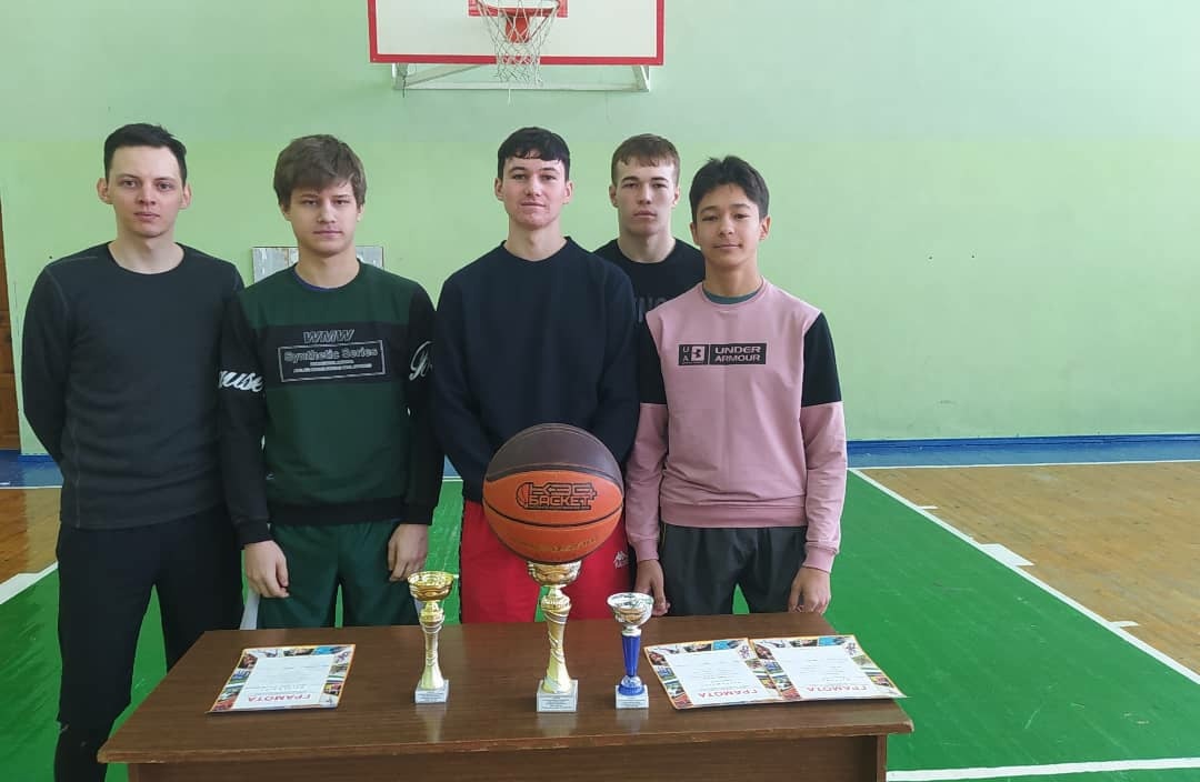 Состоялись районные соревнования по баскетболу среди мужских команд