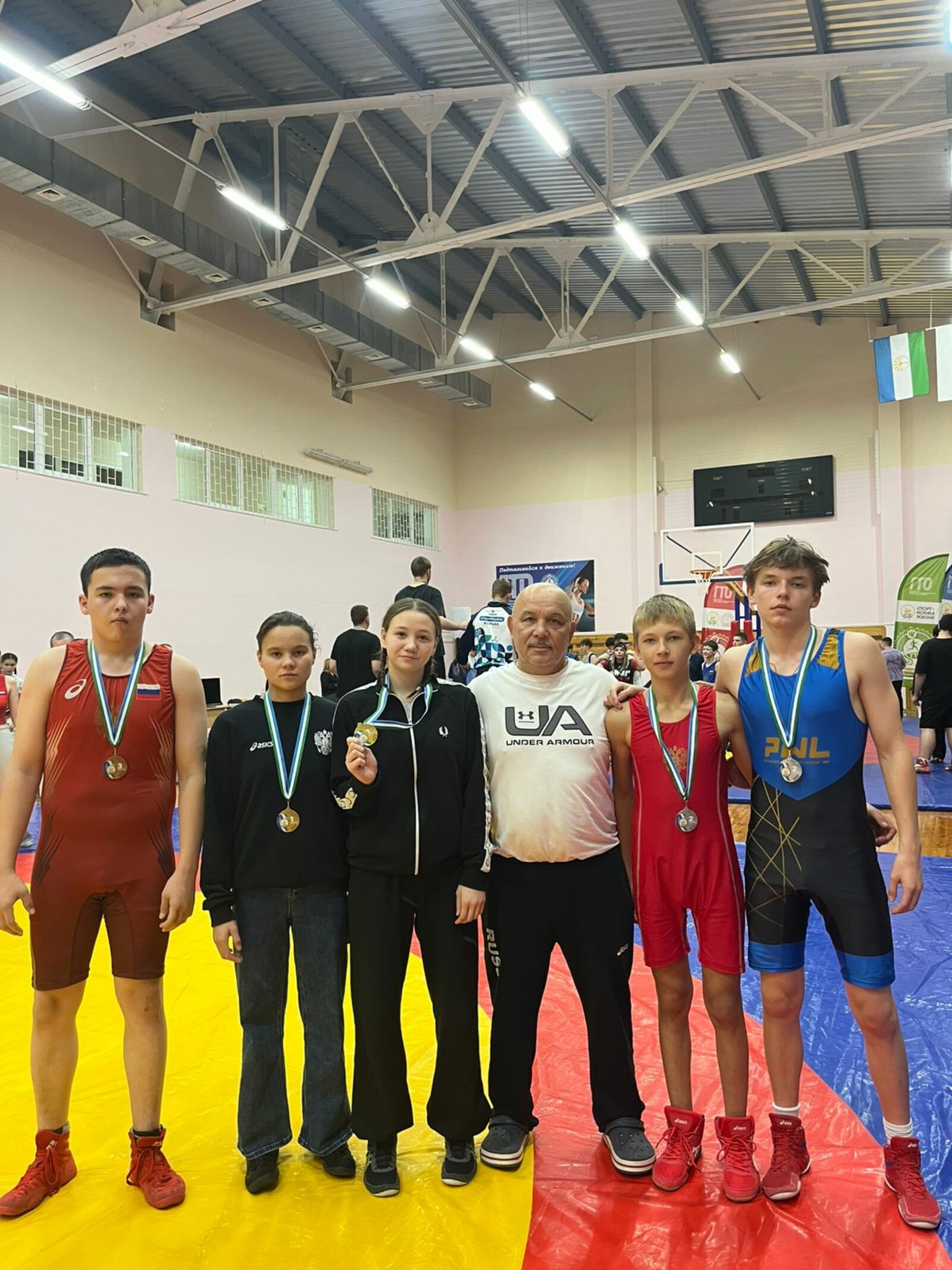 И вновь победы у наших борцов