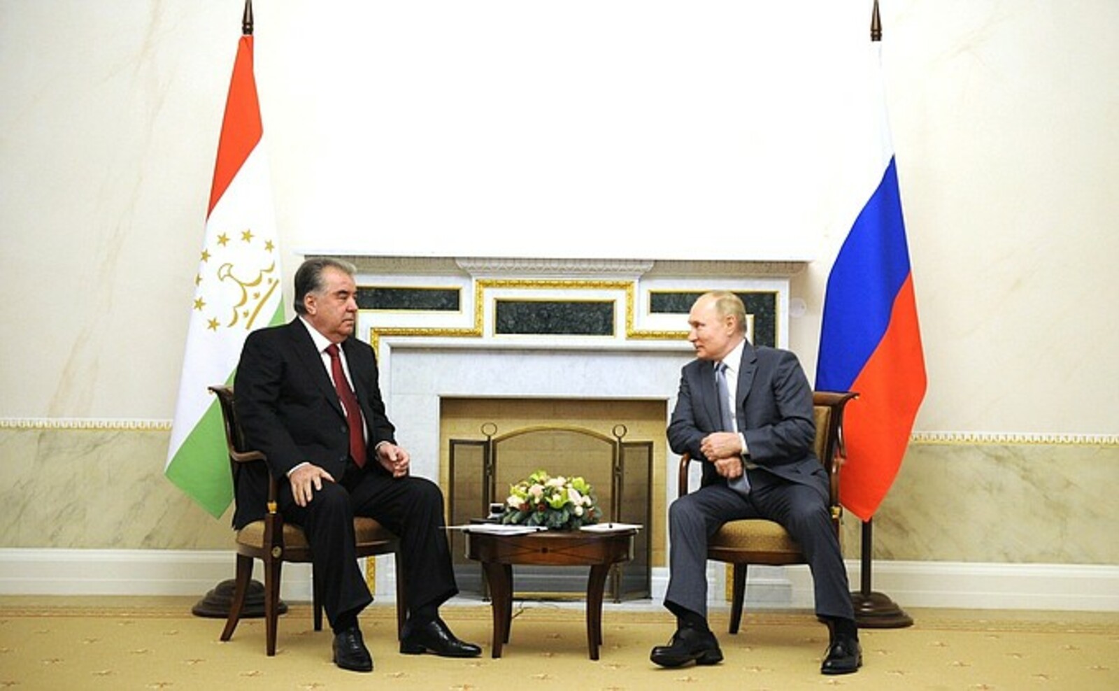 Состоялась встреча Владимира Путина с Президентом Таджикистана