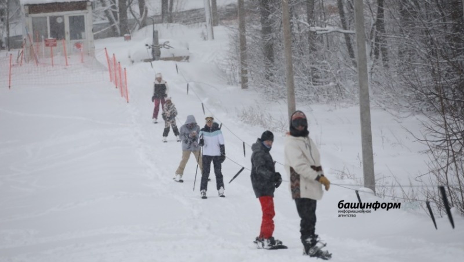 Более 600 воспитанников СШОР по горнолыжному спорту Уфы пропустят сезон из-за сноса гостиницы