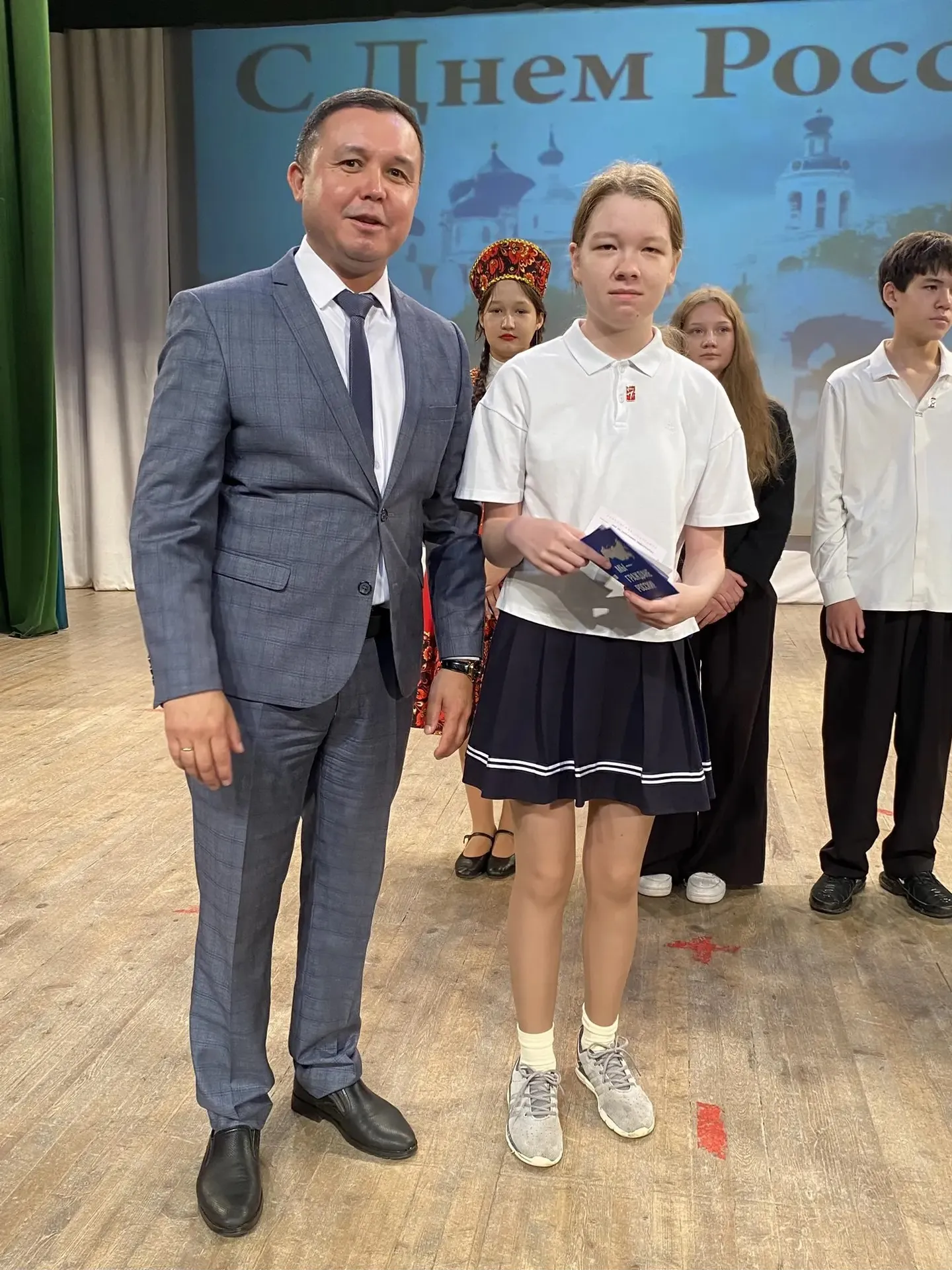 Сердца, полные гордости и надежды