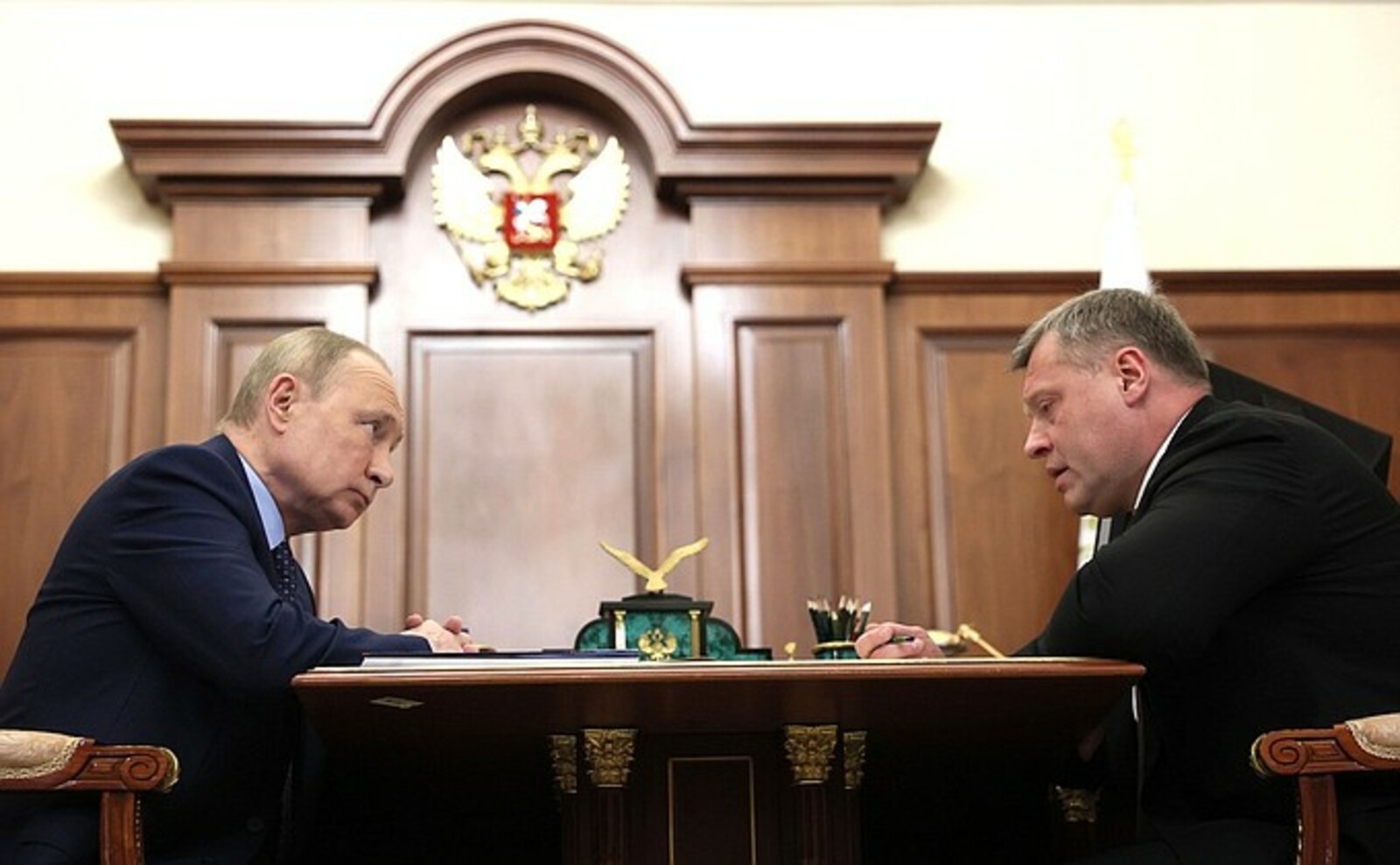 В. Путин встретился с губернатором Астраханской области Игорем Бабушкиным