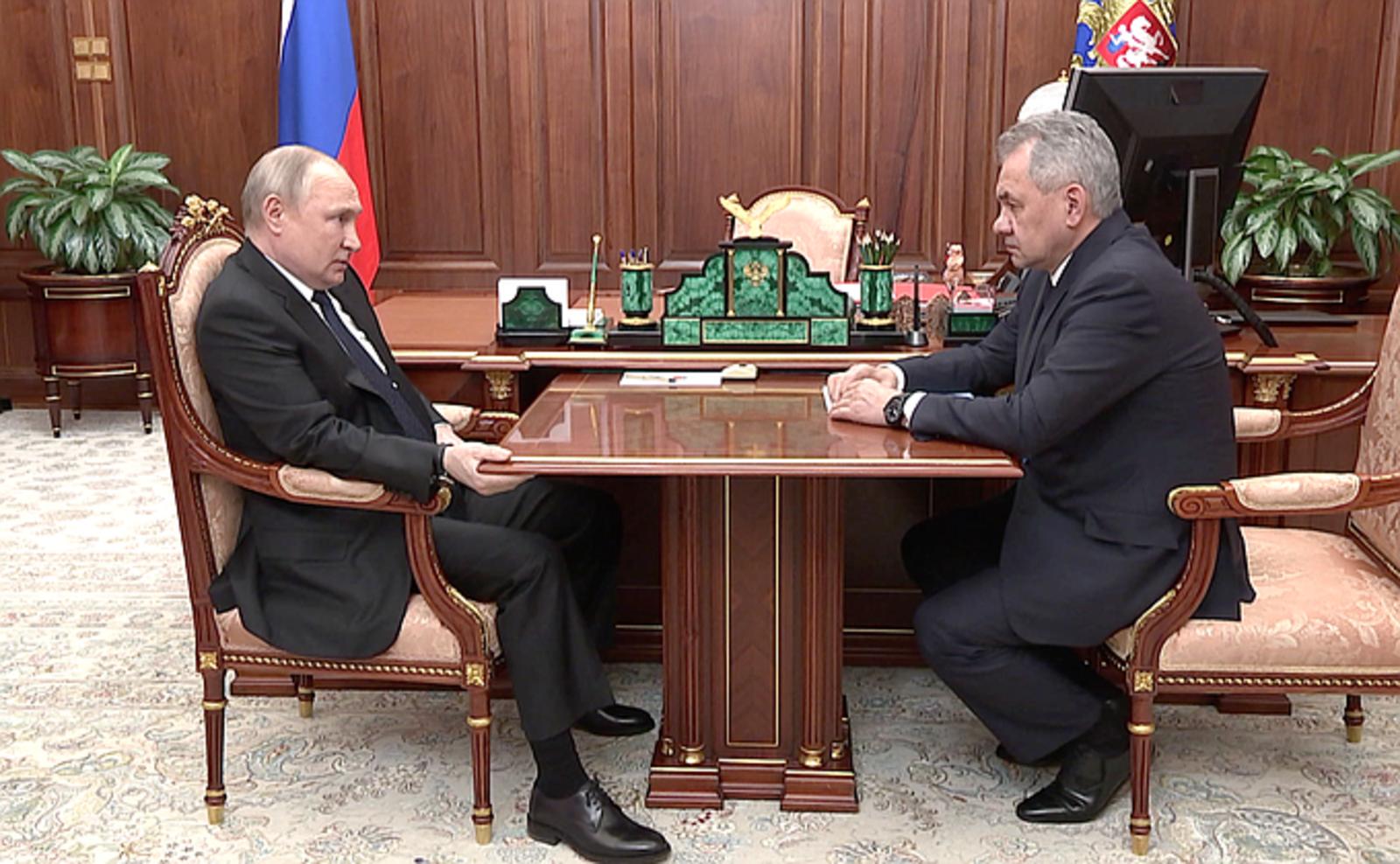 В. Путин встретился с Министром обороны Сергеем Шойгу