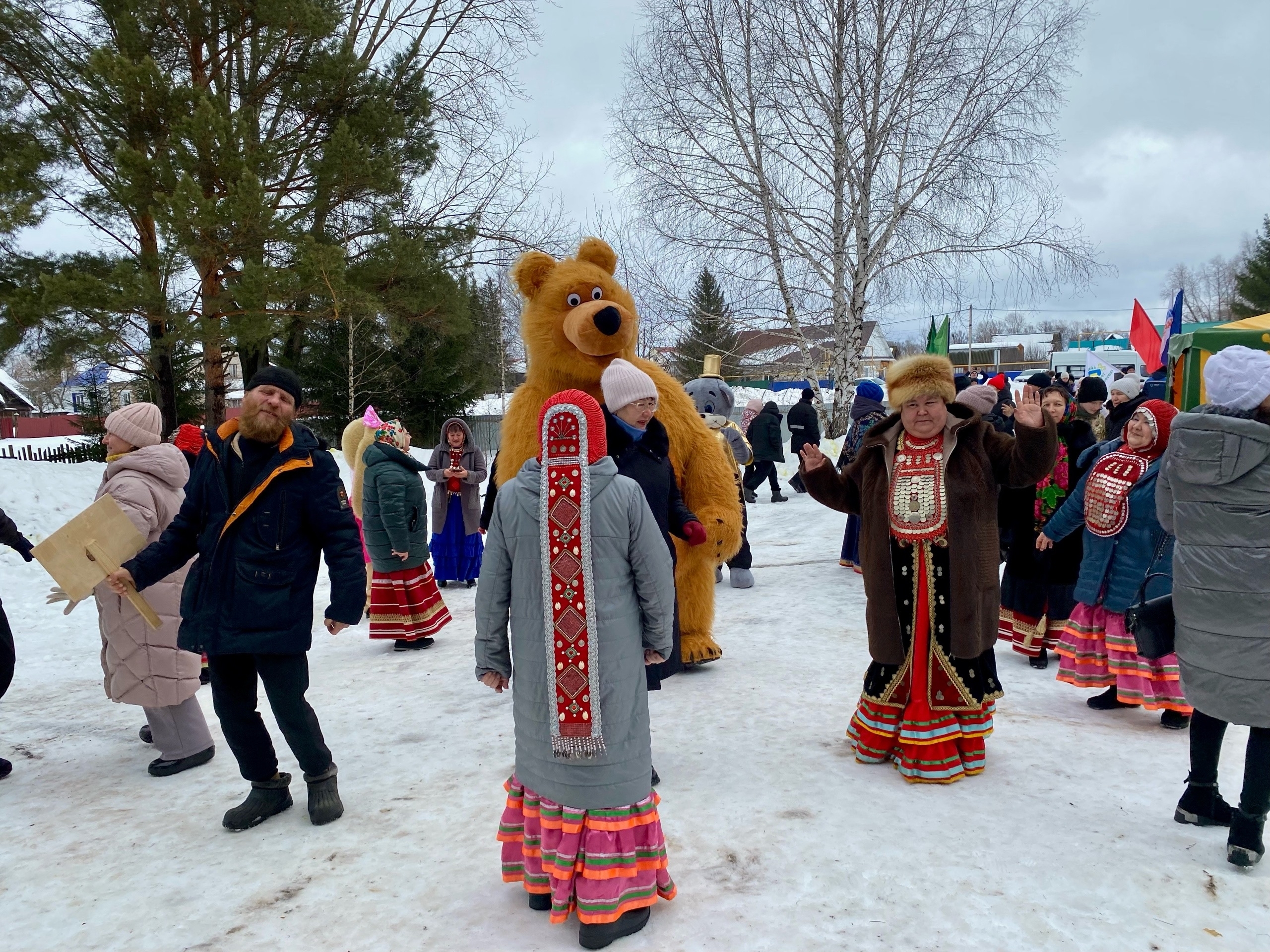 Семейный праздник в деревне Орловка