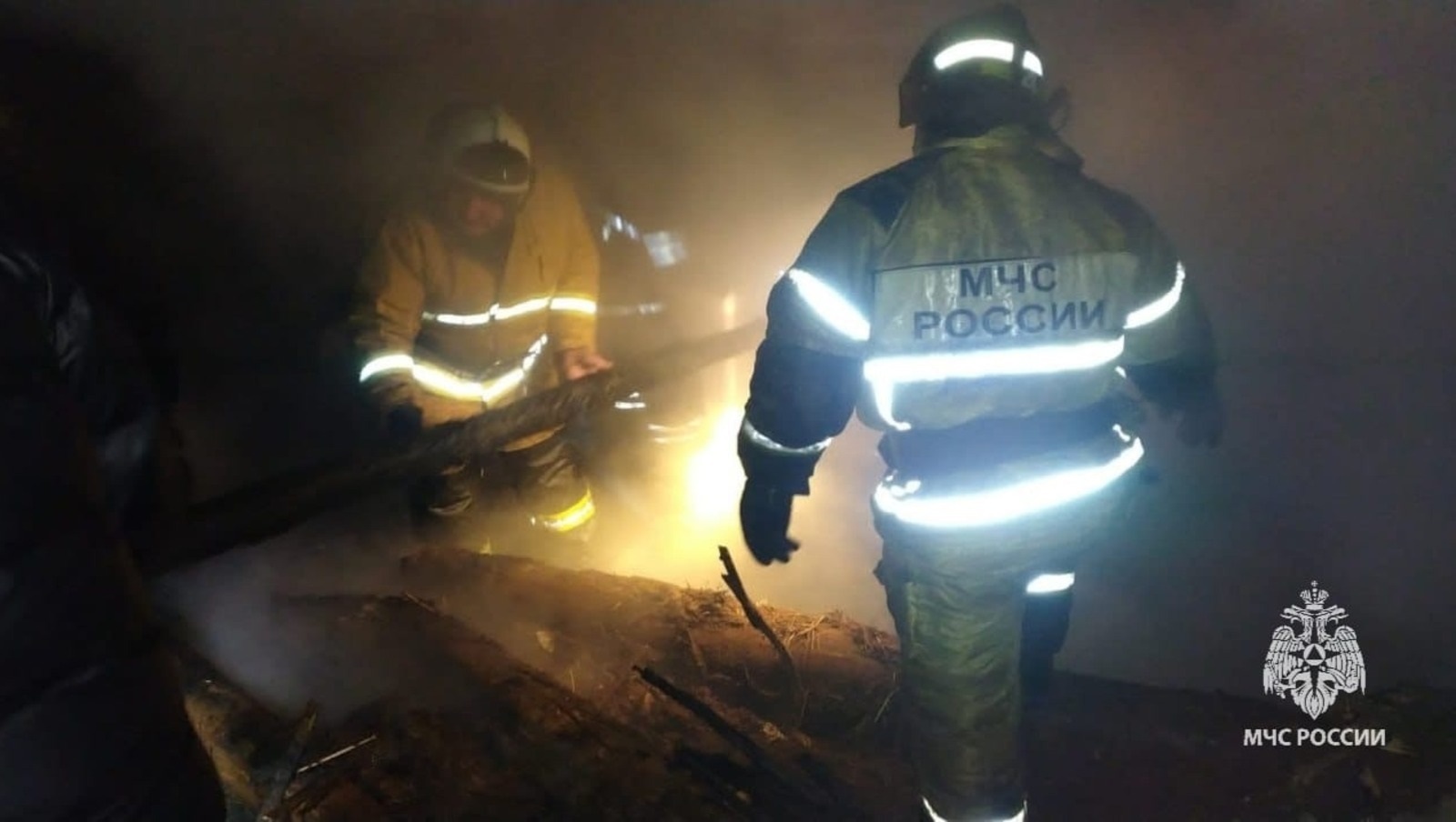 В Башкирии в сгоревшей бане пожарные обнаружили труп мужчины