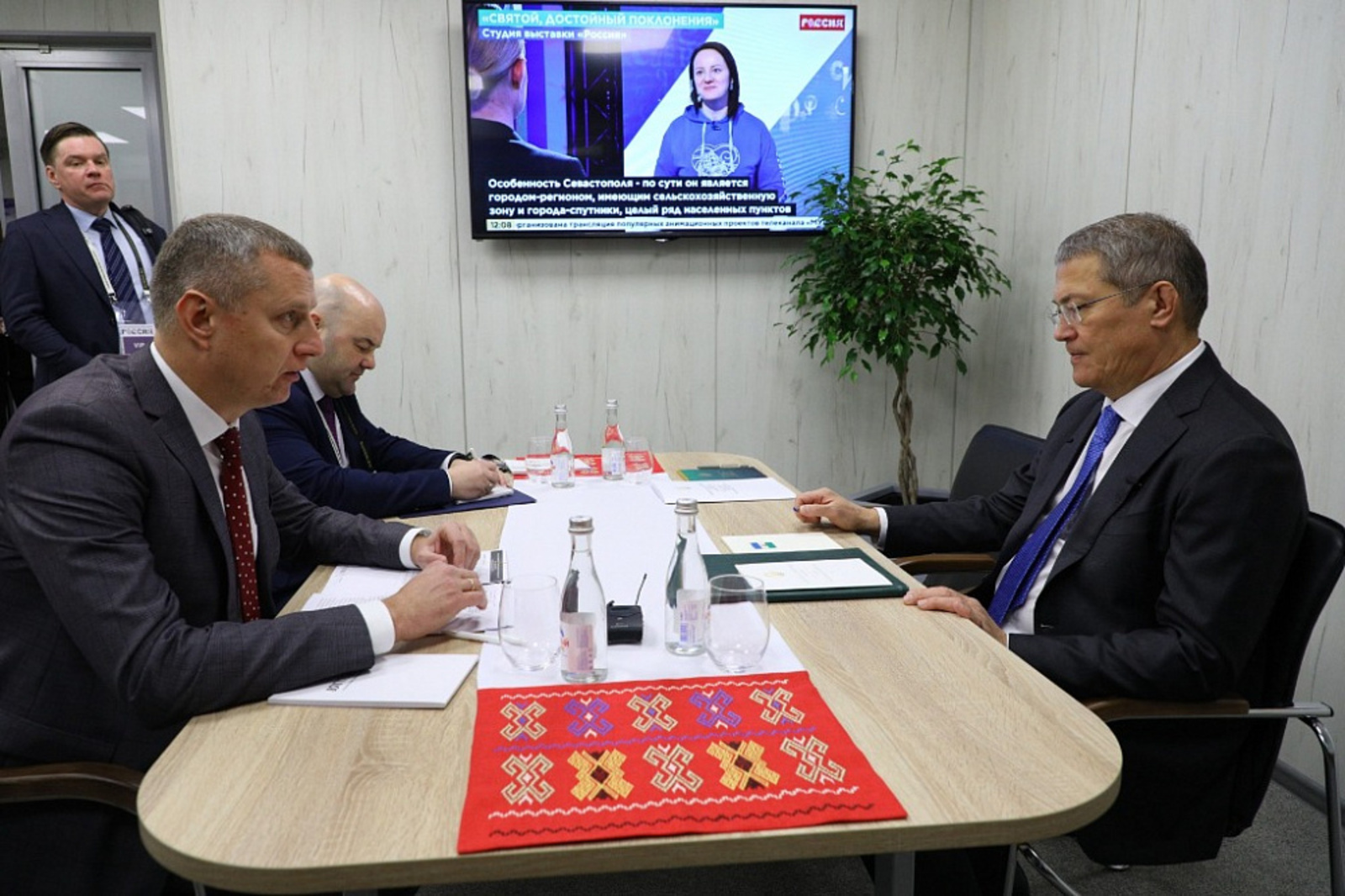 Рабочая встреча с Послом Республики Беларусь в России Дмитрием Крутым