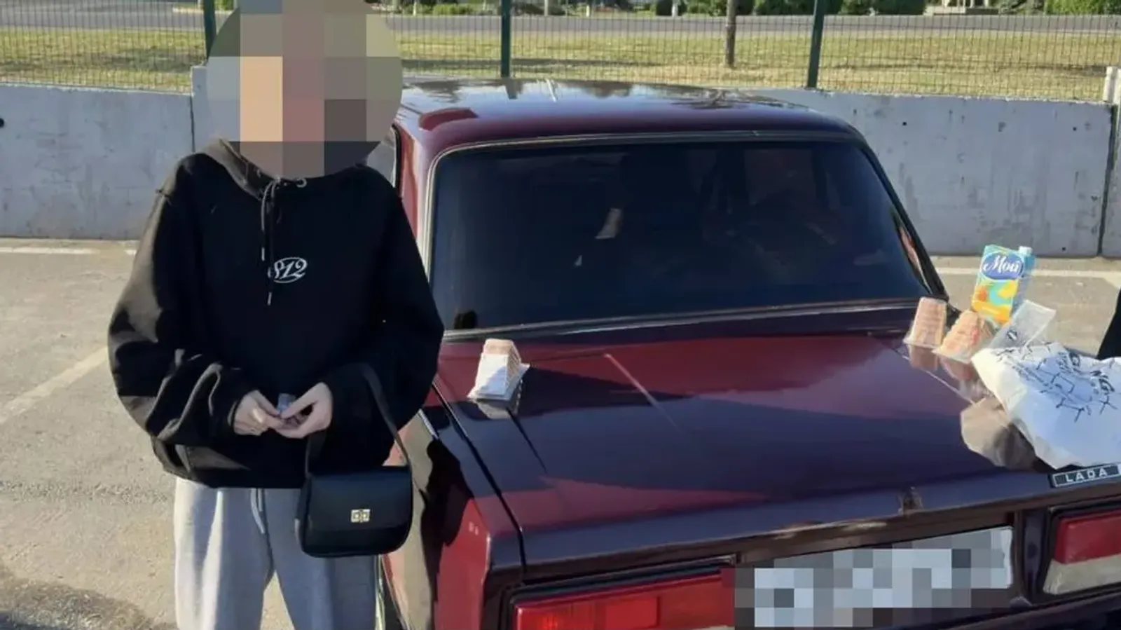 Нетрезвую девочку задержали за рулем автомобиля
