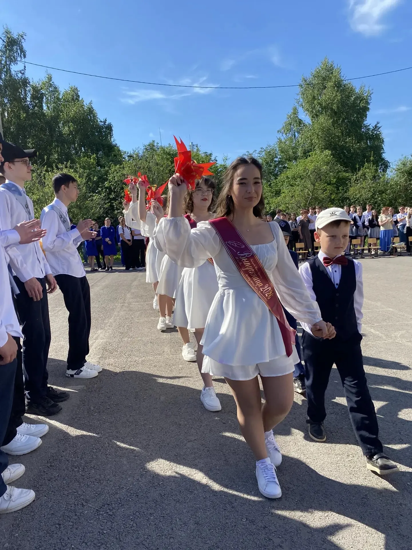Последний звонок в МОБУ СОШ№1 с.Архангельское