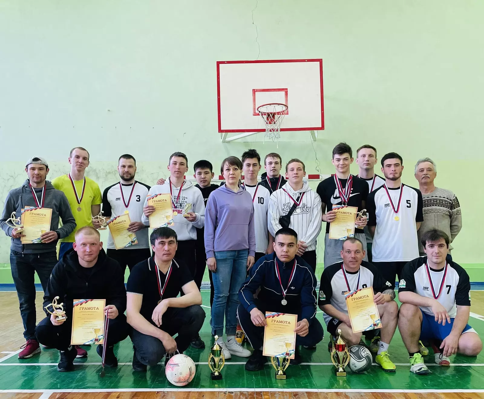 Завершились соревнования по мини-футболу среди команд сельских поселений