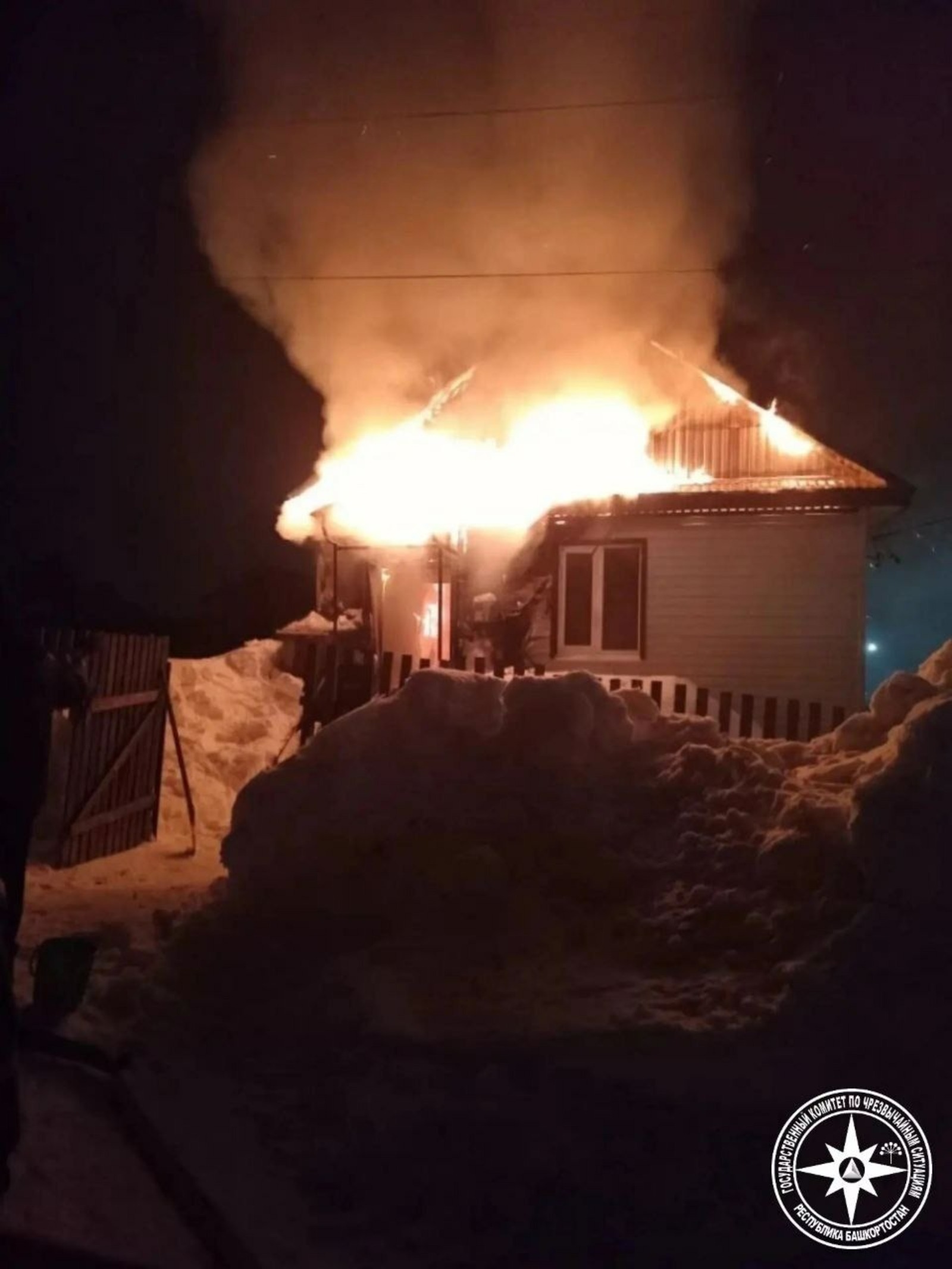 При пожаре в Башкирии сгорела женщина