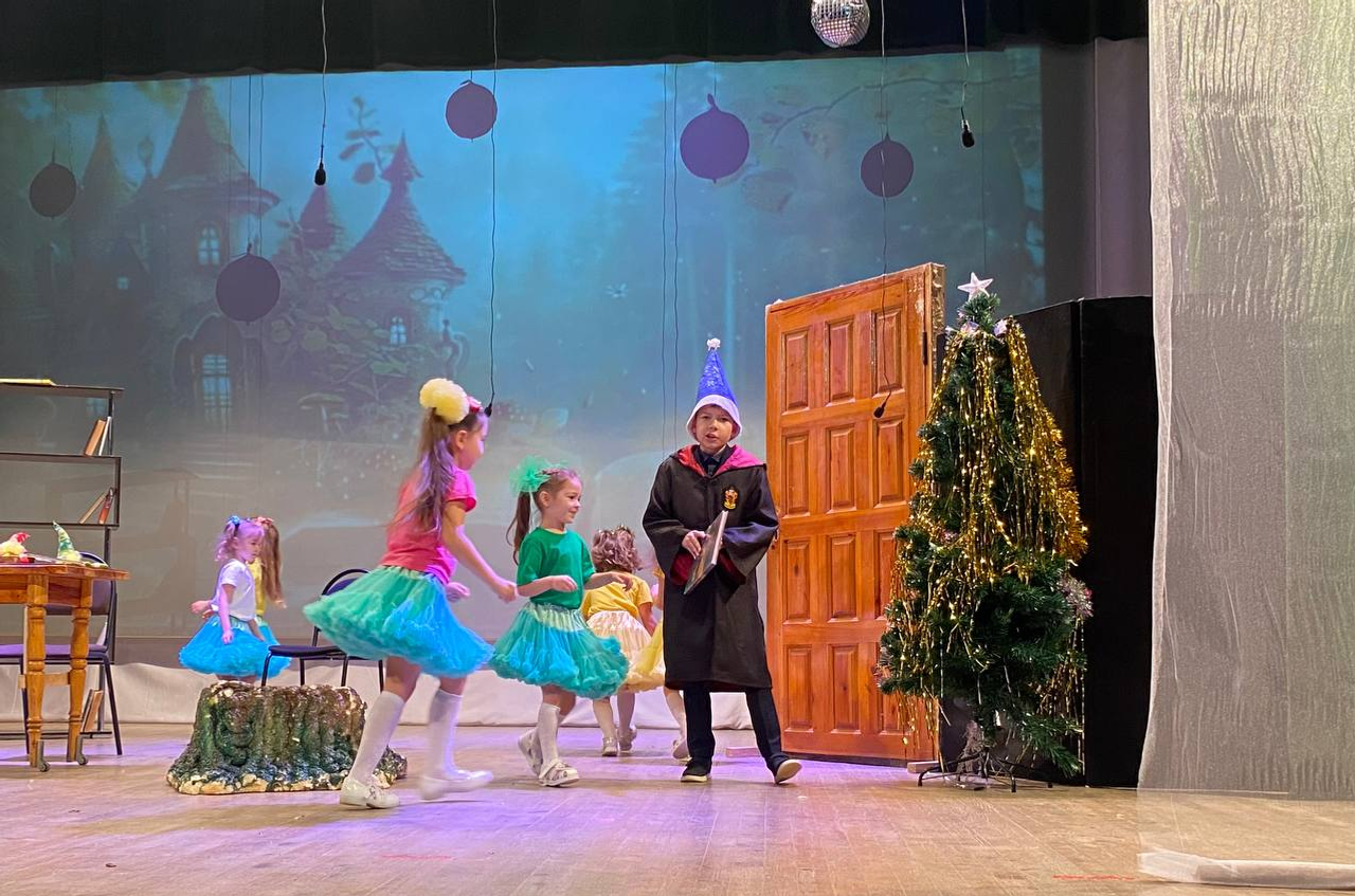 Праздник для детей героев