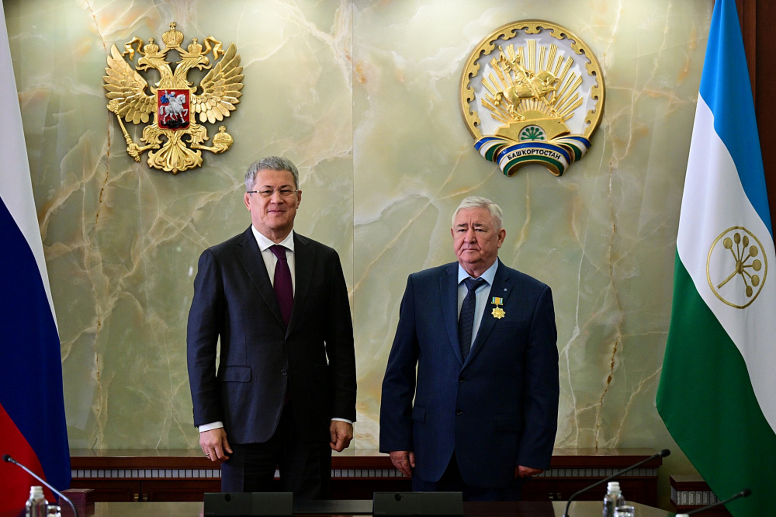 Хабиров вручил Рафаилу Диваеву орден «За заслуги перед Республикой Башкортостан»