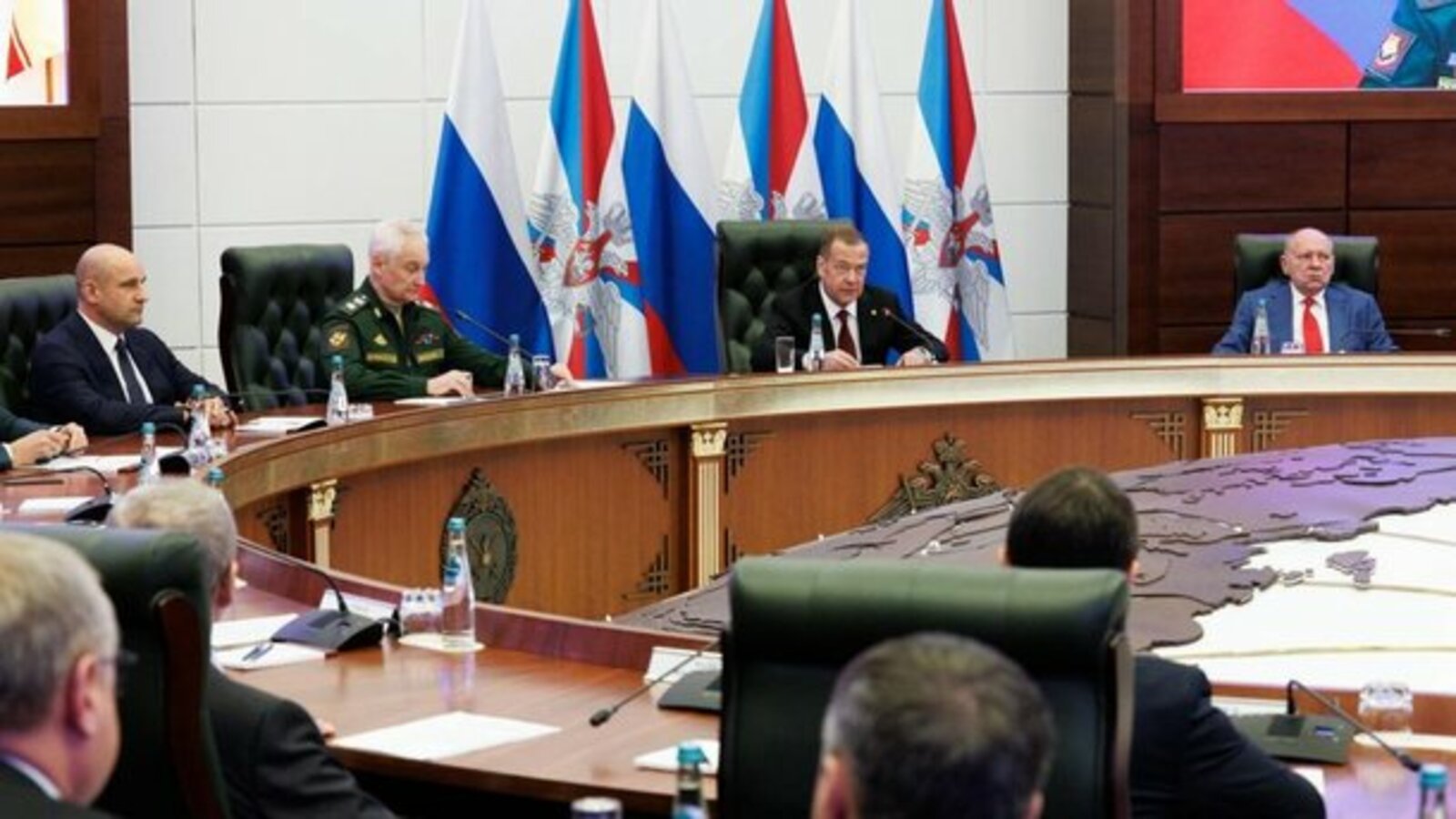 Радий Хабиров принял участие в заседании межведомственной комиссии