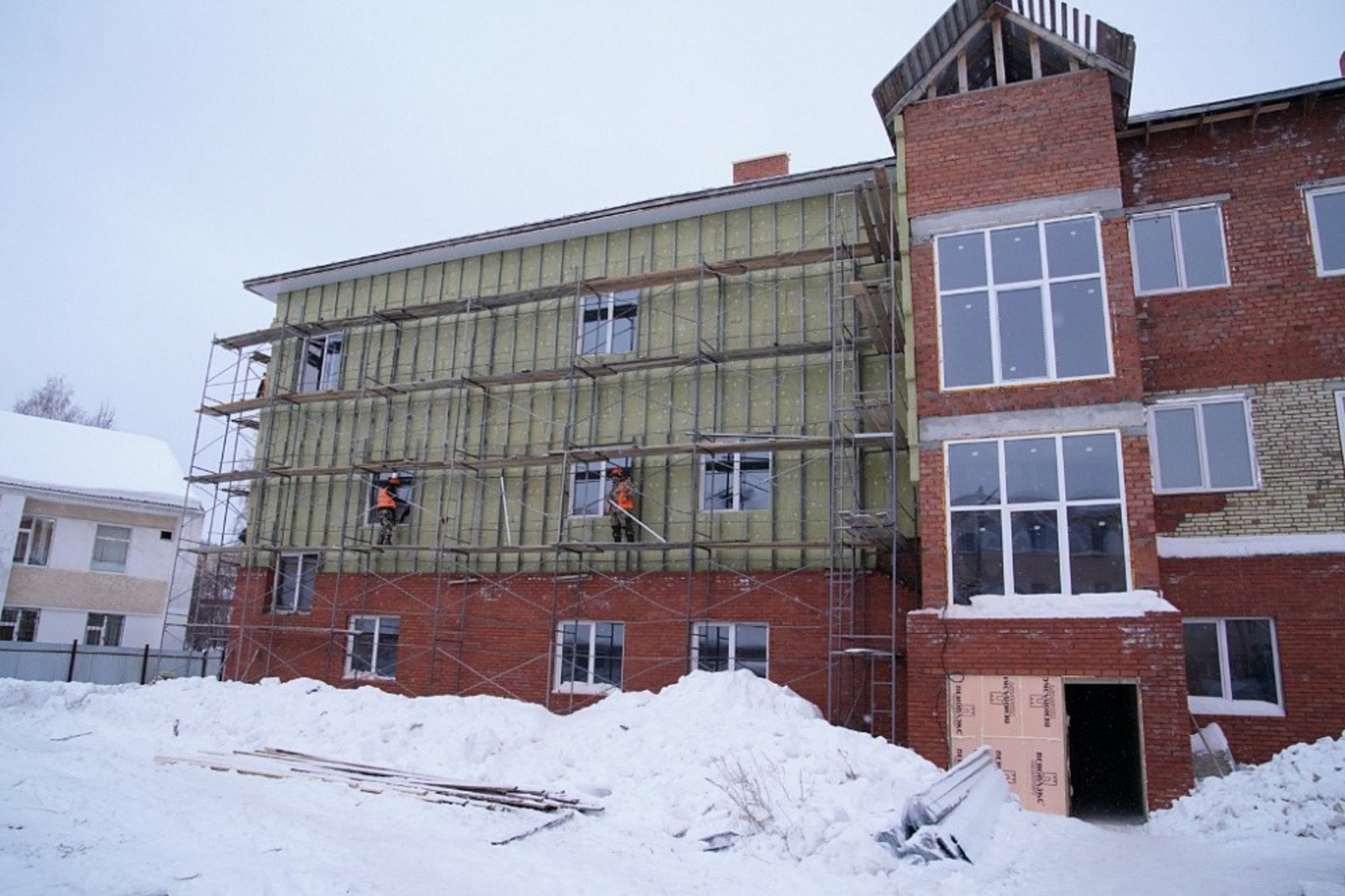 Строительство хирургического корпуса Учалинской ЦГБ планируют завершить в 2025 году