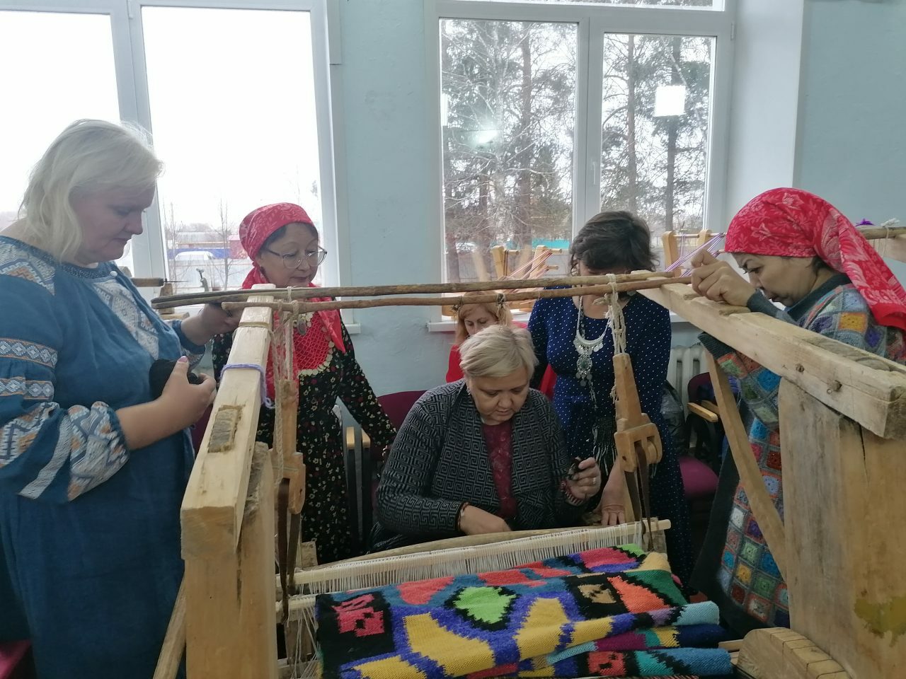 В д. Орловка завершился фестиваль современного ручного ткачества