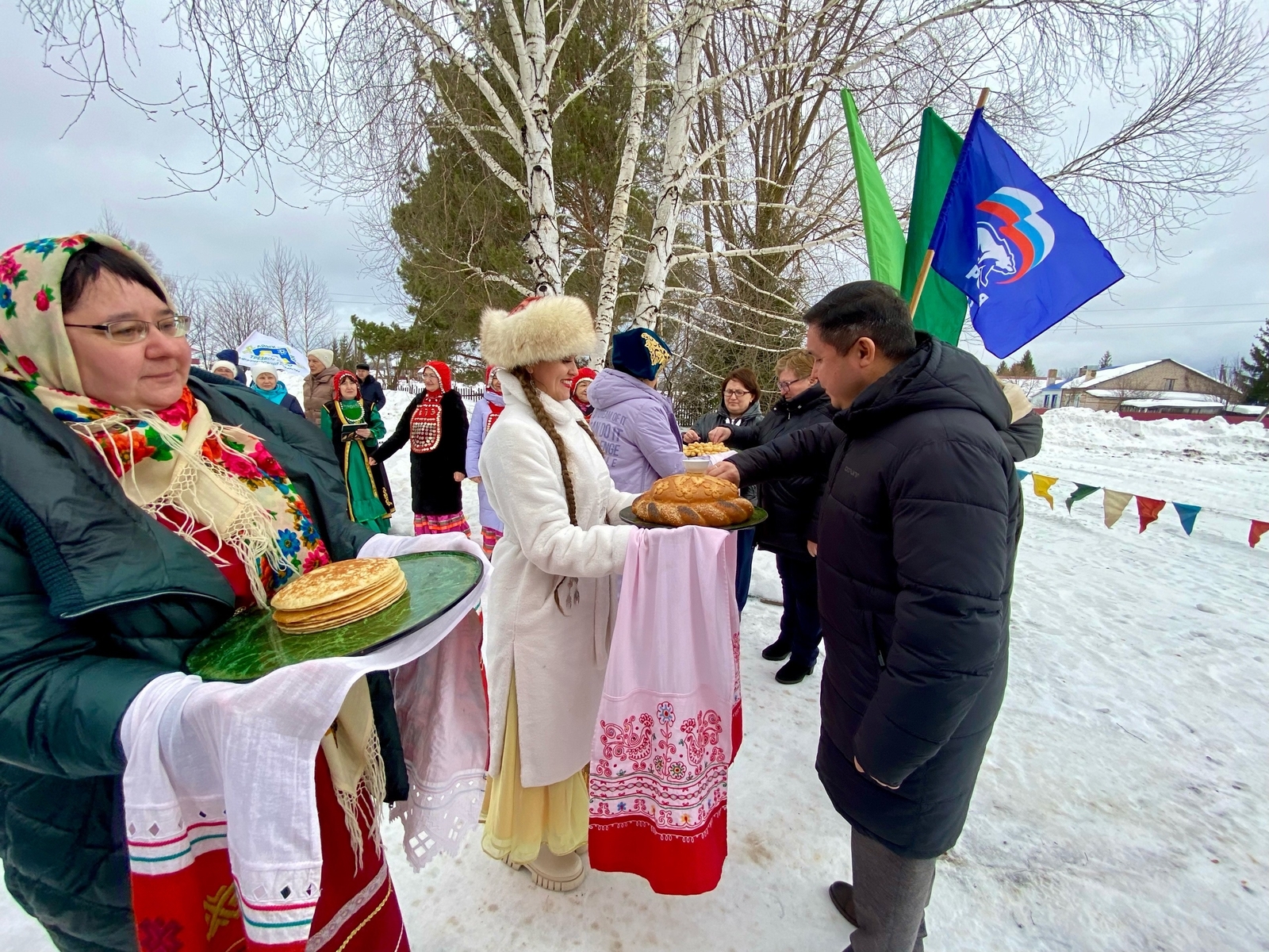Семейный праздник в деревне Орловка