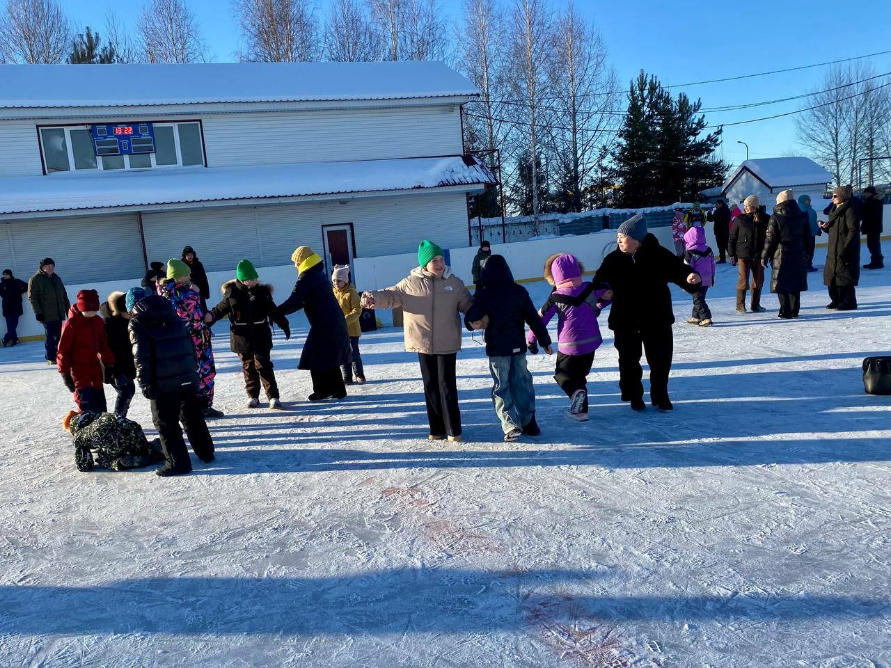 Семейный азарт: "Новогодние семейные игры 2026"