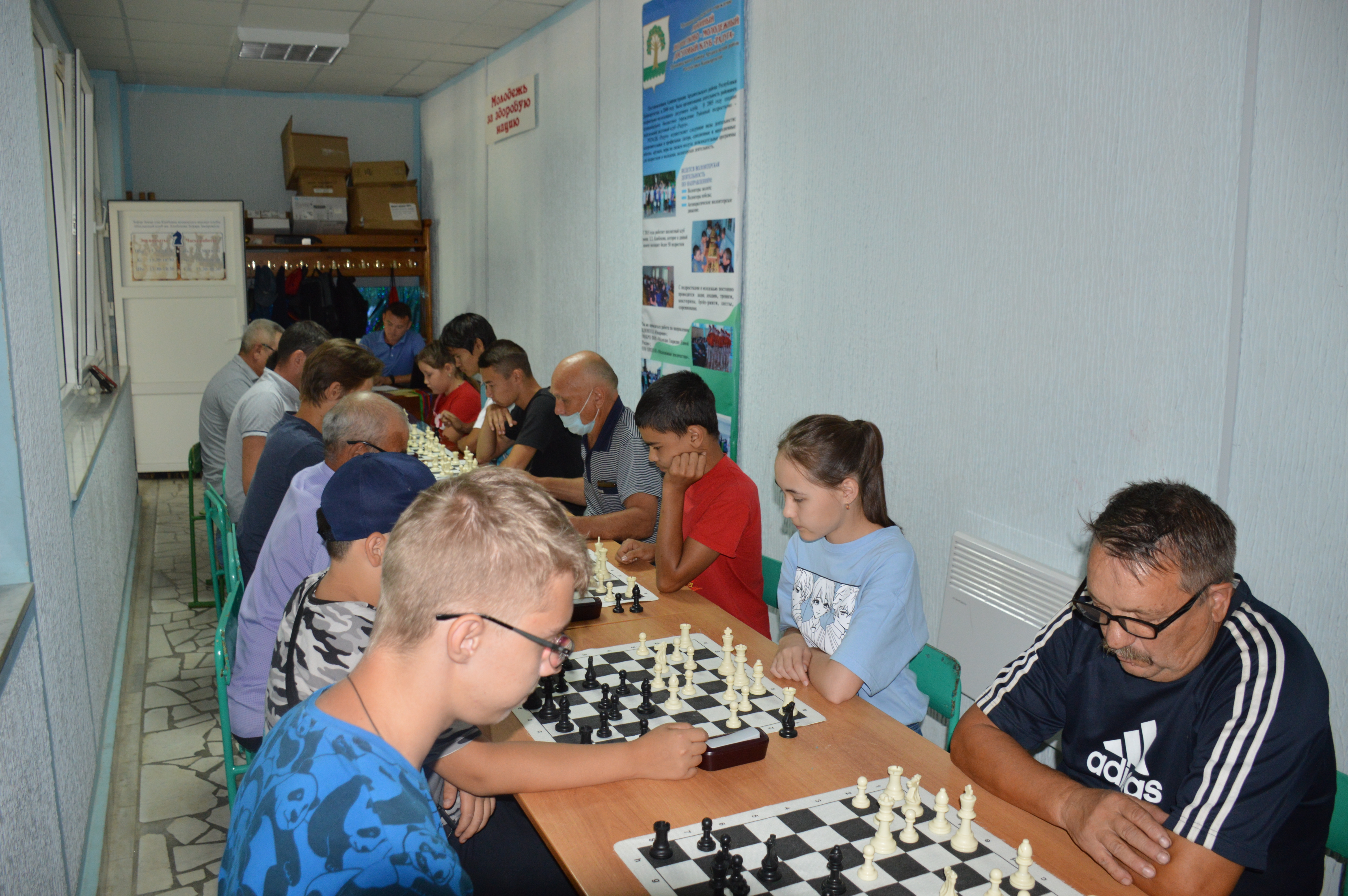Соревнования по шахматам в честь дня физкультурника