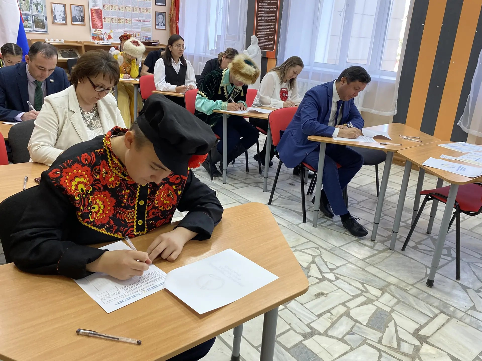 Праздник слова, культуры и единства. Фоторепортаж из МОБУ СОШ №1 с.Архангельское