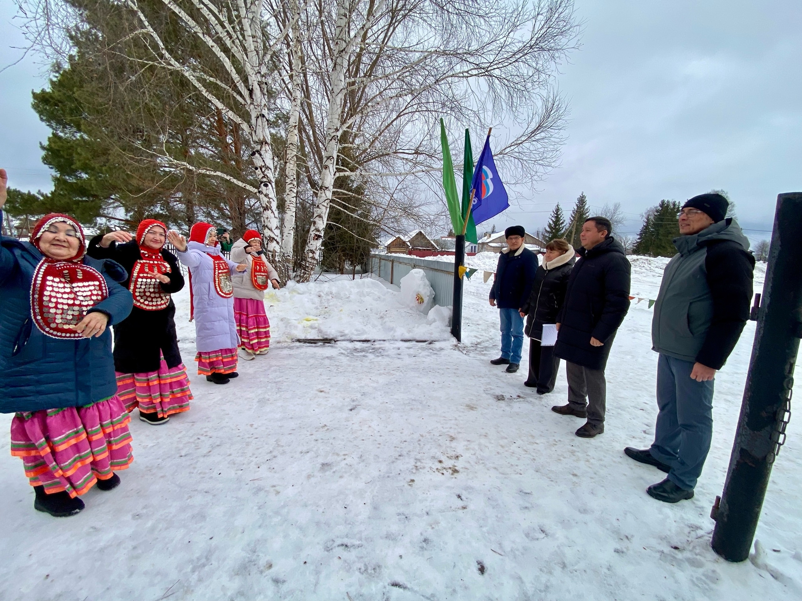 Семейный праздник в деревне Орловка