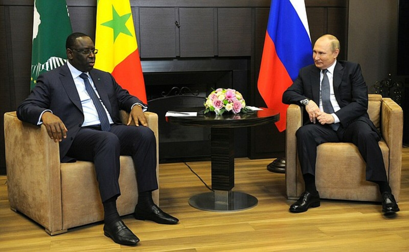 В. Путин встретился с Председателем Африканского союза, Президентом Сенегала Макки Саллом
