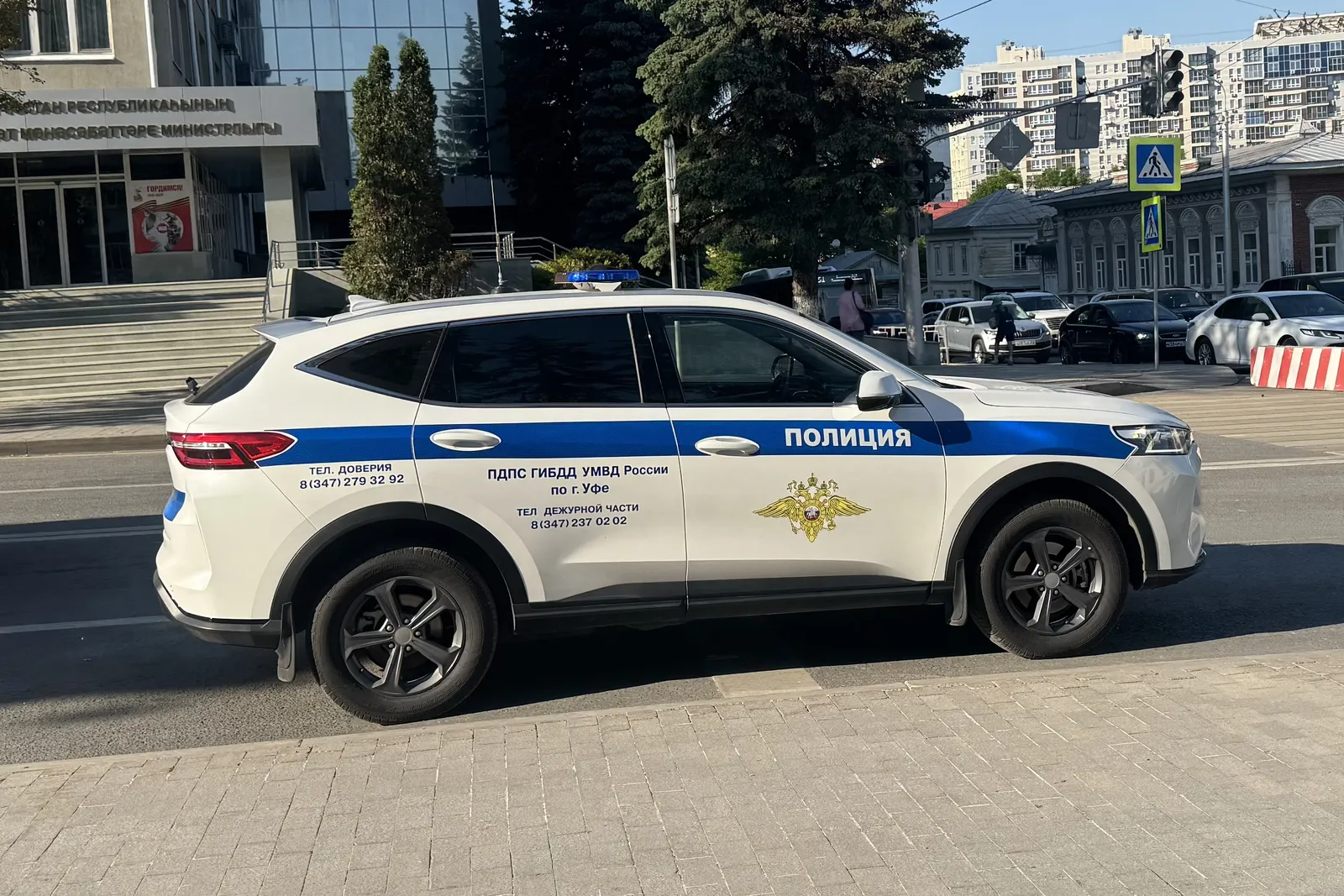 В Архангельском районе задержан водитель без прав с пятью детьми в кузове авто