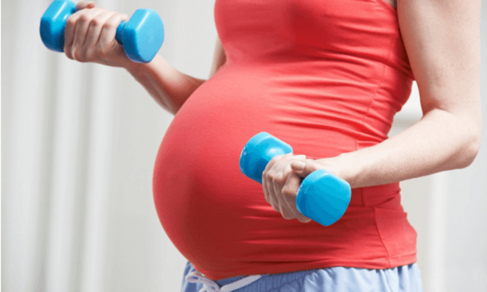 Как физическая активность во время беременности влияет на мать и ребёнка