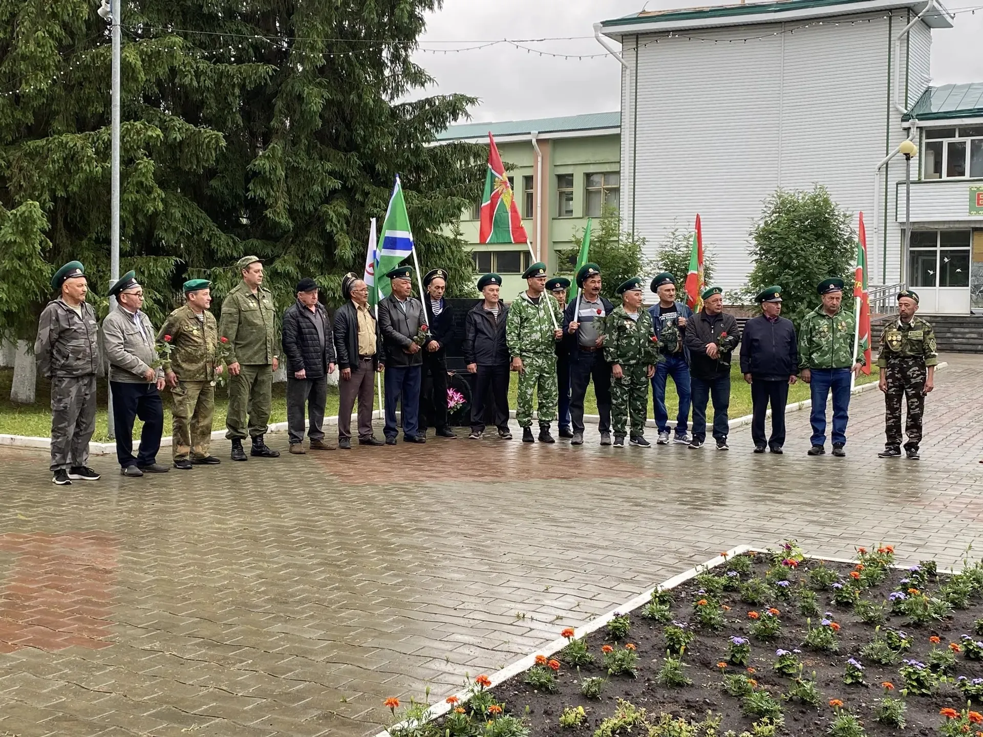 Нерушимая стойкость и воинская честь