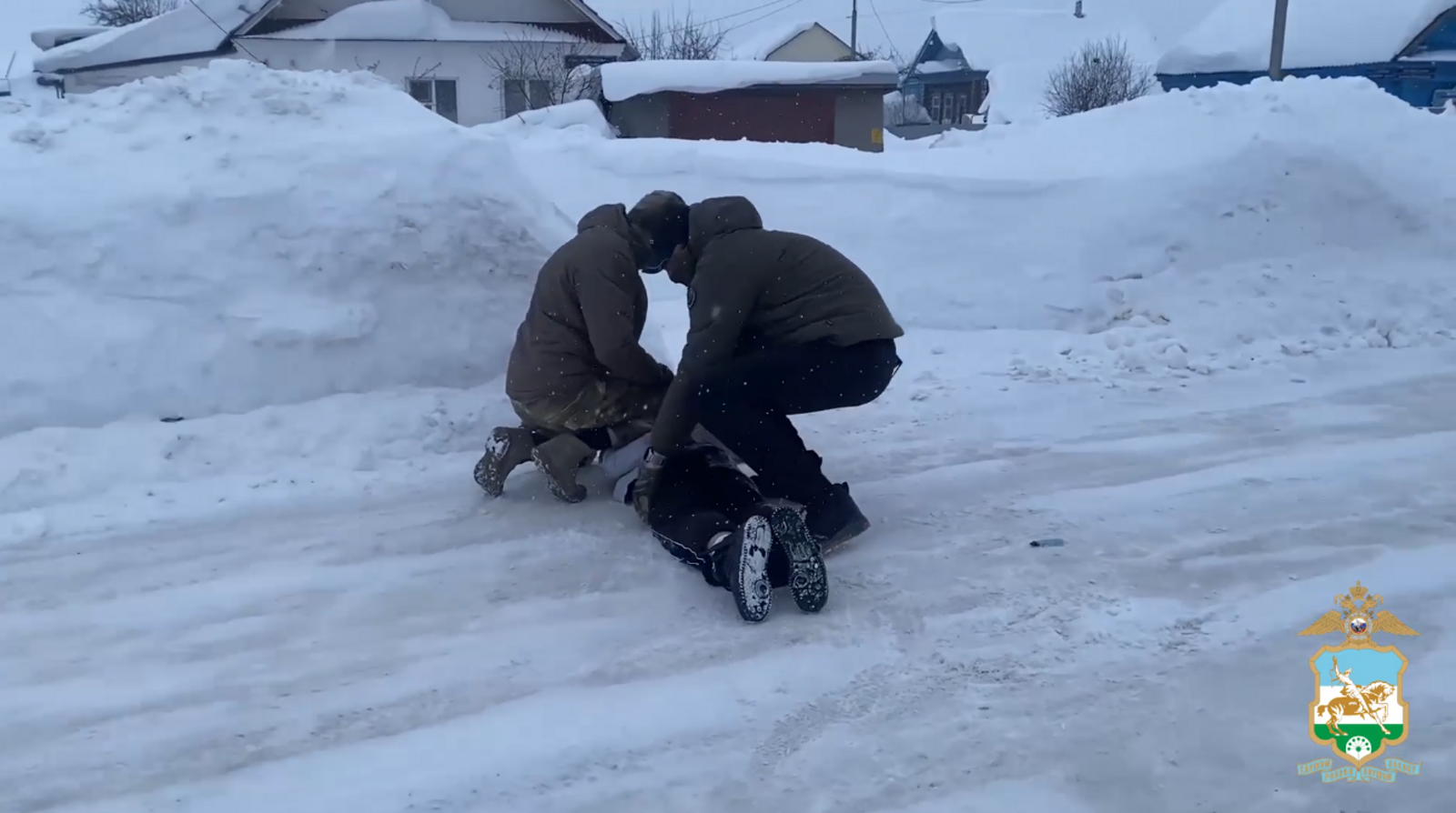 В Башкирии студент помогал мошенникам связываться с жертвами